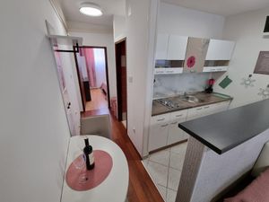 23466964-Ferienwohnung-3-Crikvenica-300x225-3