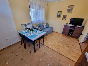 22772341-Ferienwohnung-6-Crikvenica-300x225-5