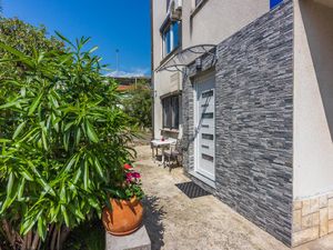 23664967-Ferienwohnung-3-Crikvenica-300x225-4