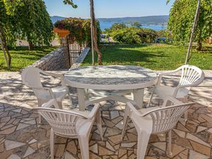 23467009-Ferienwohnung-8-Crikvenica-300x225-3