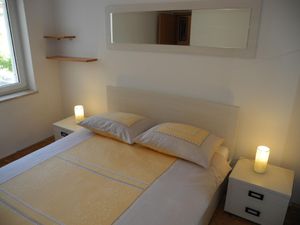 19163218-Ferienwohnung-4-Crikvenica-300x225-3