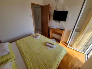 23690727-Ferienwohnung-2-Crikvenica-300x225-5