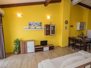 17930306-Ferienwohnung-3-Crikvenica-300x225-4