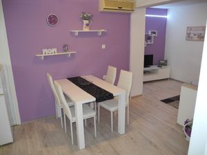 19163238-Ferienwohnung-3-Crikvenica-300x225-5