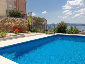 23562398-Ferienwohnung-4-Crikvenica-300x225-0