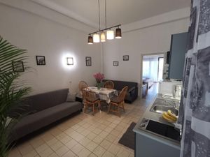 19200003-Ferienwohnung-4-Crikvenica-300x225-4