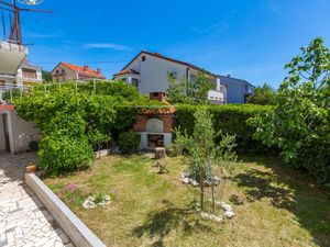 696241-Ferienwohnung-6-Crikvenica-300x225-3