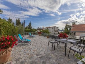 695650-Ferienwohnung-2-Crikvenica-300x225-3