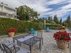 695650-Ferienwohnung-2-Crikvenica-300x225-4