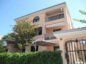 23768623-Ferienwohnung-3-Crikvenica-300x225-0