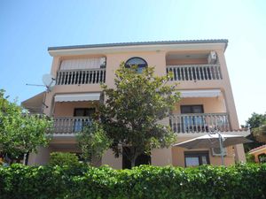 23768621-Ferienwohnung-4-Crikvenica-300x225-0