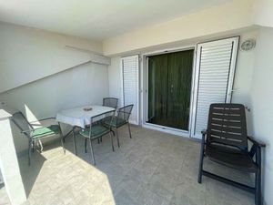 23768837-Ferienwohnung-4-Crikvenica-300x225-5