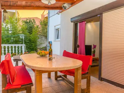 Ferienwohnung für 6 Personen (75 m²) in Crikvenica 4/10