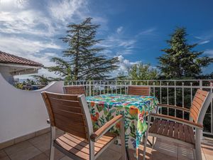 23768845-Ferienwohnung-5-Crikvenica-300x225-4