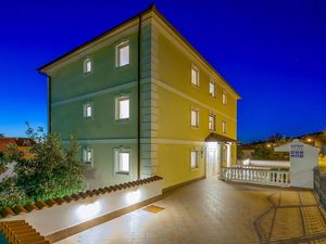 23768944-Ferienwohnung-5-Crikvenica-300x225-3