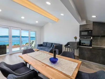 Ferienwohnung für 5 Personen (78 m²) in Crikvenica 1/10