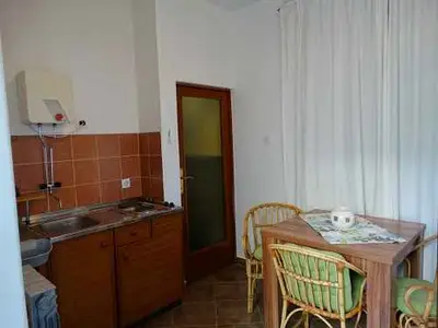 Ferienwohnung für 3 Personen (35 m²) in Crikvenica 4/10