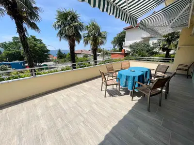 Ferienwohnung für 6 Personen (90 m²) in Crikvenica 1/10