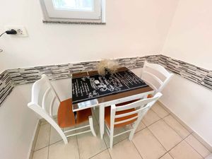 23769487-Ferienwohnung-3-Crikvenica-300x225-3