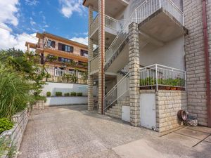 23890182-Ferienwohnung-5-Crikvenica-300x225-2