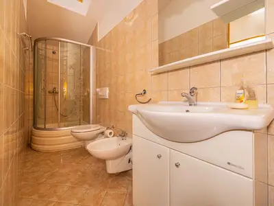 Ferienwohnung für 4 Personen (70 m²) in Crikvenica 8/10