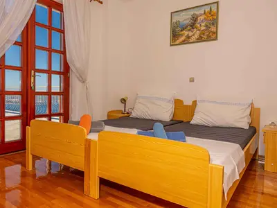 Ferienwohnung für 8 Personen (130 m²) in Crikvenica 10/10
