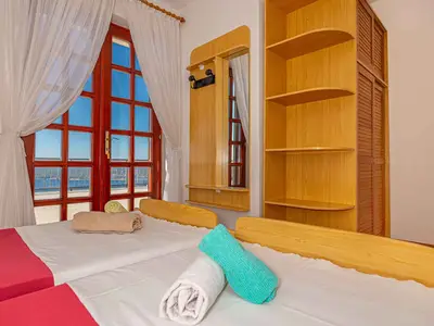 Ferienwohnung für 8 Personen (130 m²) in Crikvenica 6/10