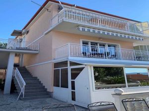 23770546-Ferienwohnung-4-Crikvenica-300x225-3