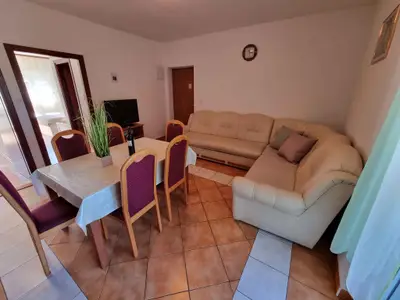 Ferienwohnung für 5 Personen (60 m²) in Crikvenica 8/10