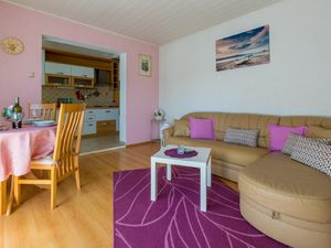 19309739-Ferienwohnung-4-Crikvenica-300x225-3