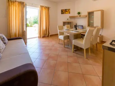 Ferienwohnung für 4 Personen (60 m²) in Crikvenica 4/10