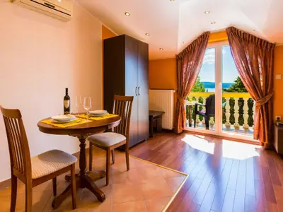 Ferienwohnung für 2 Personen (37 m²) in Crikvenica 2/10