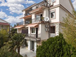 23958679-Ferienwohnung-2-Crikvenica-300x225-4