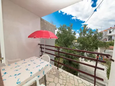 Ferienwohnung für 9 Personen (80 m²) in Crikvenica 4/10