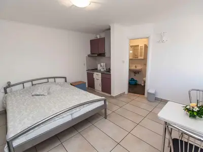 Ferienwohnung für 2 Personen (25 m²) in Crikvenica 7/10