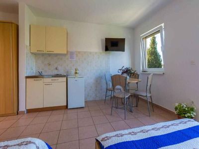 Ferienwohnung für 3 Personen (21 m²) in Crikvenica 9/10