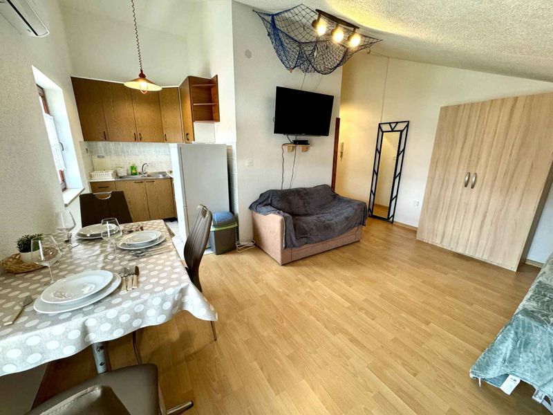 23989379-Ferienwohnung-3-Crikvenica-800x600-0