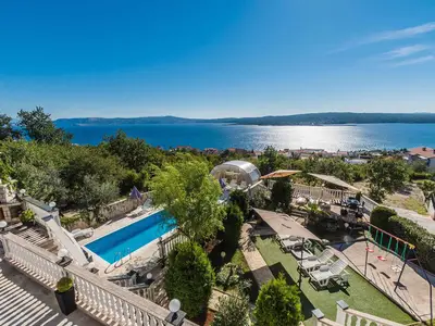 Ferienwohnung für 5 Personen (52 m²) in Crikvenica 4/10