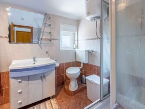 23774131-Ferienwohnung-3-Crikvenica-300x225-5