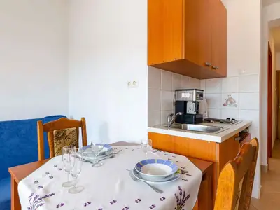 Ferienwohnung für 2 Personen (25 m²) in Crikvenica 7/10