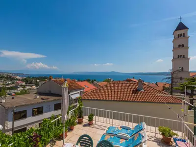 Ferienwohnung für 4 Personen (60 m²) in Crikvenica 1/10