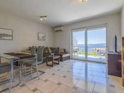 Ferienwohnung für 4 Personen (45 m²) in Crikvenica 1/10