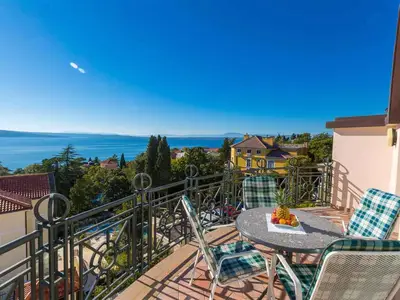 Ferienwohnung für 4 Personen (104 m²) in Crikvenica 1/10