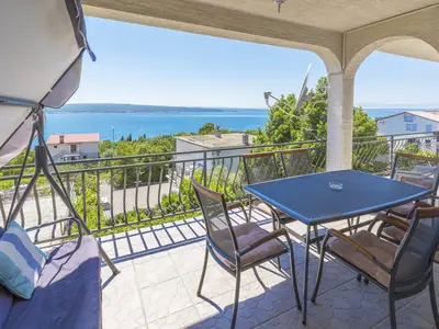 Ferienwohnung für 8 Personen (80 m²) in Crikvenica 1/10