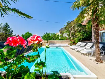 Ferienwohnung für 8 Personen (110 m²) in Crikvenica 1/10