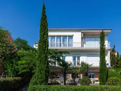 Ferienwohnung für 5 Personen (65 m²) in Crikvenica 1/10