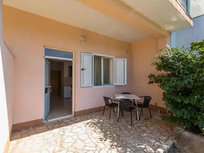 Ferienwohnung für 4 Personen (43 m²) in Crikvenica 3/10