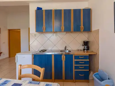 Ferienwohnung für 4 Personen (43 m²) in Crikvenica 6/10
