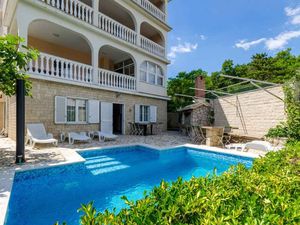 23775327-Ferienwohnung-3-Crikvenica-300x225-2