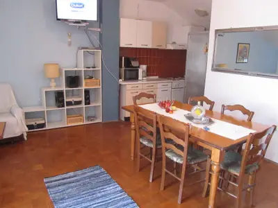 Ferienwohnung für 4 Personen (80 m²) in Crikvenica 6/10